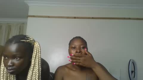 Snapshot of creamy_pie1 chatting on March 2, 7:15 am creamy_pie1 online show from March 2, 7:15 am