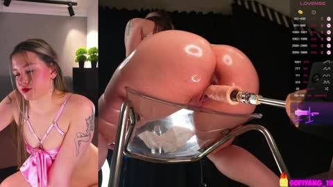 Snapshot of creamybabyy chatting on January 26, 6:07 am Hiya We are Any Kim Sofi and Nika Enjoy online show from January 26, 6:07 am