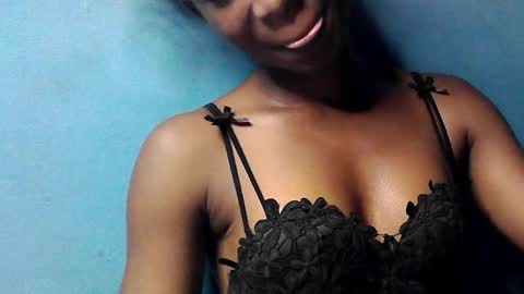 creamyxsugar online show from November 25, 8:20 pm