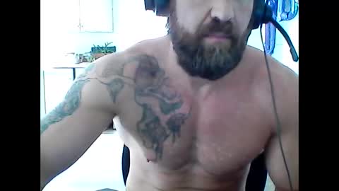 Snapshot of creatureofbeauty chatting on April 24, 3:58 pm creatureofbeauty online show from April 24, 3:58 pm