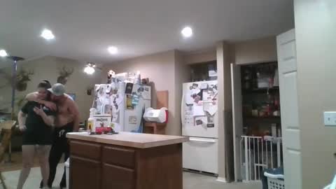 Snapshot of creeksidecouple chatting on January 13, 1:55 am Creeksidecouple online show from January 13, 1:55 am