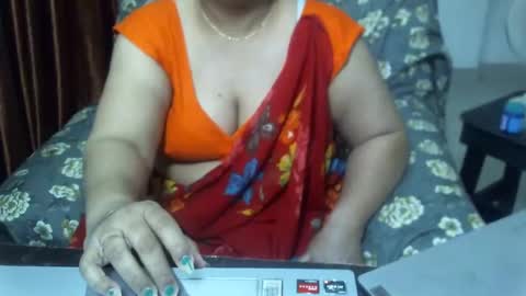 Snapshot of crezybhabihot chatting on February 3, 10:58 am Sonika69 online show from February 3, 10:58 am