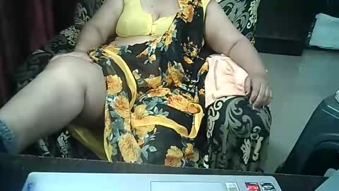 Snapshot of crezybhabihot chatting on September 23, 4:32 pm Sonika69 online show from September 23, 4:32 pm
