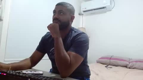 Snapshot of crimersorh chatting on March 4, 7:20 pm crimersorh online show from March 4, 7:20 pm