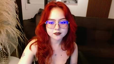 Snapshot of crimson_tati chatting on January 10, 10:28 am Tatiana online show from January 10, 10:28 am