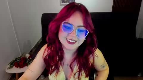 Snapshot of crimson_tati chatting on September 14, 4:11 am Tatiana online show from September 14, 4:11 am