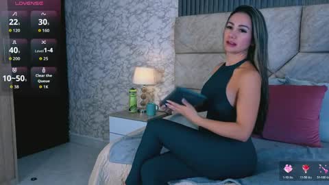 Snapshot of cris__sweetxx chatting on April 23, 12:15 pm Cristina Sweet online show from April 23, 12:15 pm
