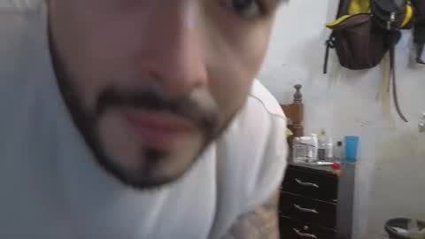 Snapshot of cris_simons chatting on March 11, 12:54 am cris_simons online show from March 11, 12:54 am