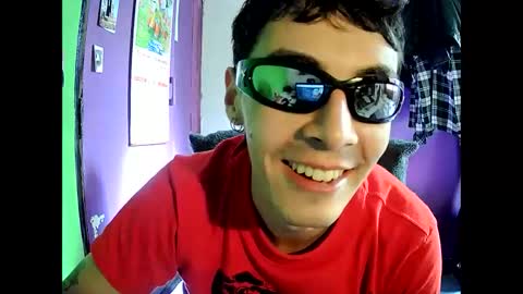 Crisanto online show from May 29, 9:35 pm