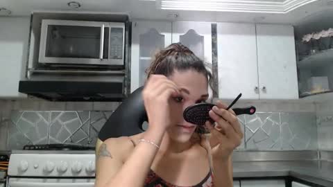 Cristina Onazis online show from May 24, 5:29 pm