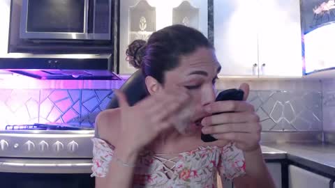 Cristina Onazis online show from May 25, 5:52 pm