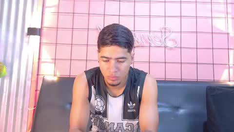 criss_hardcock_ online show from May 11, 1:06 pm