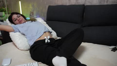 crissy_love online show from February 10, 11:02 pm