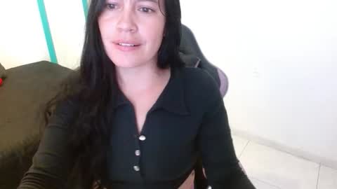 cristal541658 online show from February 2, 7:23 pm