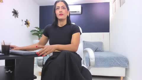 Cristal online show from January 16, 6:23 pm