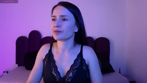  Alejandra from Wednesday to Saturday from 1000 pm to 400 am Colombian hour online show from March 9, 11:31 pm