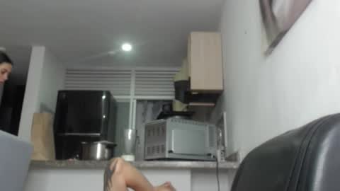 cristal beautiful online show from March 28, 10:15 am