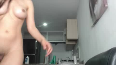Snapshot of cristal_loverss chatting on May 3, 10:21 am cristal beautiful online show from May 3, 10:21 am