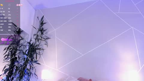 Snapshot of cristal_princess_ chatting on January 19, 7:46 am Cristal online show from January 19, 7:46 am