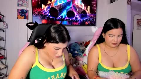 cristal_smith20 online show from March 29, 7:36 pm