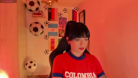 Snapshot of cristalcerati__ chatting on June 24, 12:31 am Cristal online show from June 24, 12:31 am