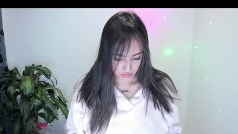 sofia online show from July 8, 10:09 am