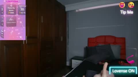 Snapshot of cristalmillf chatting on February 25, 10:39 pm CRISTAL MILF online show from February 25, 10:39 pm