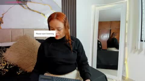 Snapshot of cristalwalker__ chatting on June 15, 11:12 am cristal walker online show from June 15, 11:12 am