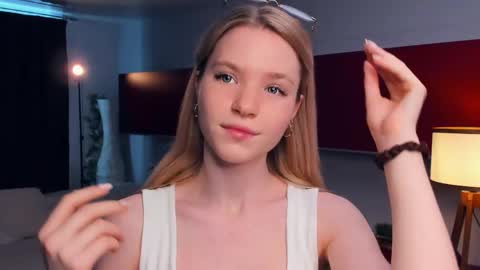 Cristas online show from May 22, 10:54 am