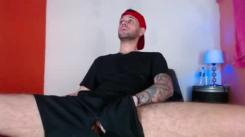 cristianhot125 online show from March 25, 9:21 pm