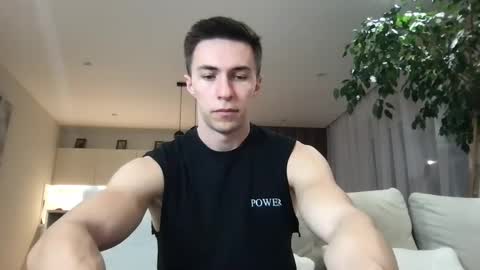 Snapshot of cristianovilla chatting on February 1, 7:55 pm CristianoHailey online show from February 1, 7:55 pm