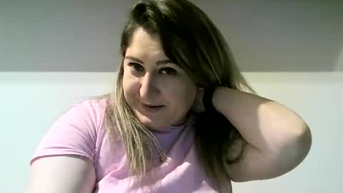 cristina20021991 online show from October 25, 9:31 pm