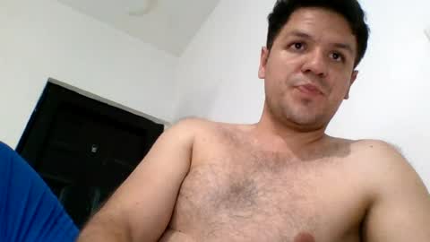 Snapshot of cristopher3042 chatting on June 23, 2:42 am cristopher3042 online show from June 23, 2:42 am