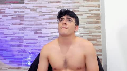  CRISTOPHER  online show from May 16, 12:07 am