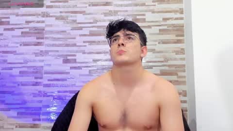  CRISTOPHER  online show from May 16, 12:29 am