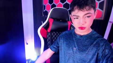 Cristopher  online show from May 28, 9:12 pm
