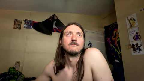 Snapshot of critterluvsfeet chatting on March 2, 10:16 pm Critter2999LuvsFeet online show from March 2, 10:16 pm