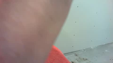 Snapshot of crjohnson chatting on December 31, 9:06 pm crjohnson online show from December 31, 9:06 pm