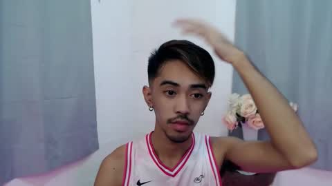 Snapshot of crocodale chatting on September 25, 9:46 am crocodale online show from September 25, 9:46 am