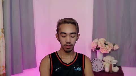 Snapshot of crocodale chatting on October 30, 2:07 pm crocodale online show from October 30, 2:07 pm