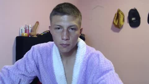 cronos_hot_888 online show from February 28, 4:02 am