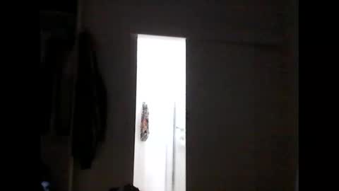 Snapshot of crossdresschick chatting on March 1, 10:13 am crossdresschick online show from March 1, 10:13 am