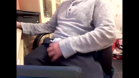 Snapshot of croup45 chatting on December 9, 7:07 pm croup45 online show from December 9, 7:07 pm