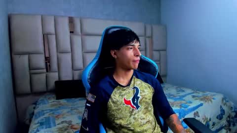 Croy online show from March 19, 11:53 pm