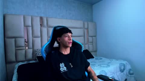 Croy online show from April 13, 11:37 am