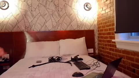 CruellaCuck online show from December 8, 12:51 am