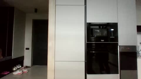 cruelworldxxx online show from January 17, 10:35 pm