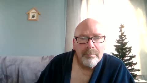 Snapshot of cruising_guy chatting on October 22, 1:44 pm fun guy online show from October 22, 1:44 pm
