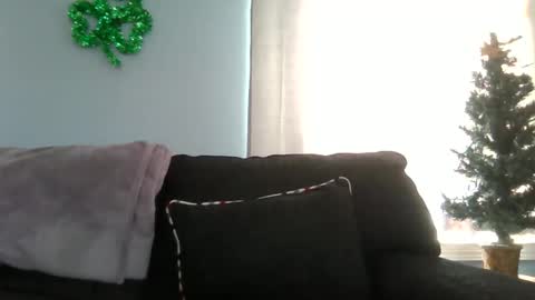 Snapshot of cruising_guy chatting on March 15, 4:02 pm fun guy online show from March 15, 4:02 pm