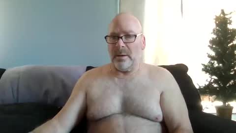 Snapshot of cruising_guy chatting on March 24, 2:44 pm fun guy online show from March 24, 2:44 pm